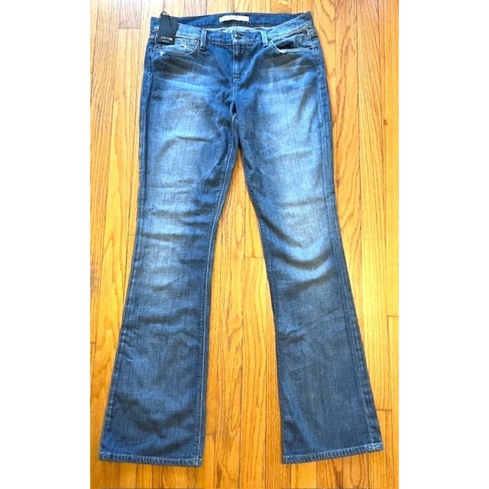 JOE'S JEANS NWT ROCKER Fit Distressed  W30 10